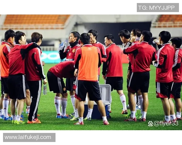 被冷落的足球星背后的无奈与努力为何未能重返巅峰之路 被冷落的足球星背后的无奈与努力为何未能重返巅峰之路